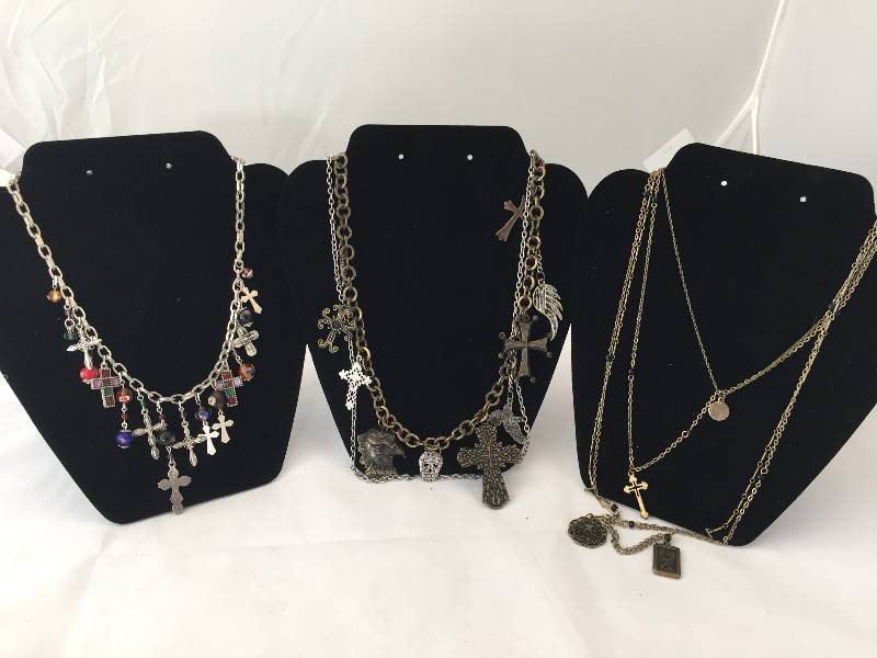 lot 272 image: Necklaces - Heavily Charmed - Multi Strand