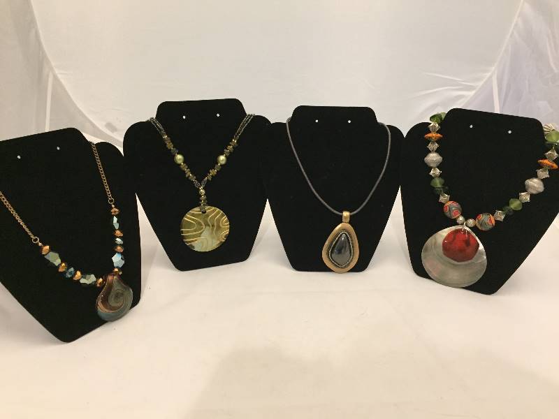lot 358 image: Necklaces - Large Pendant