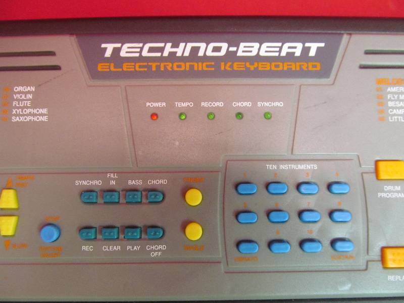 Techno - Beat Electronic Keyboard - Batteries Reguired