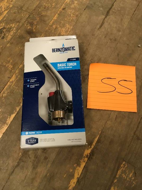 lot 55 image: Bernzomatic WT2301 Self-Igniting Basic Torch Head in good conditions