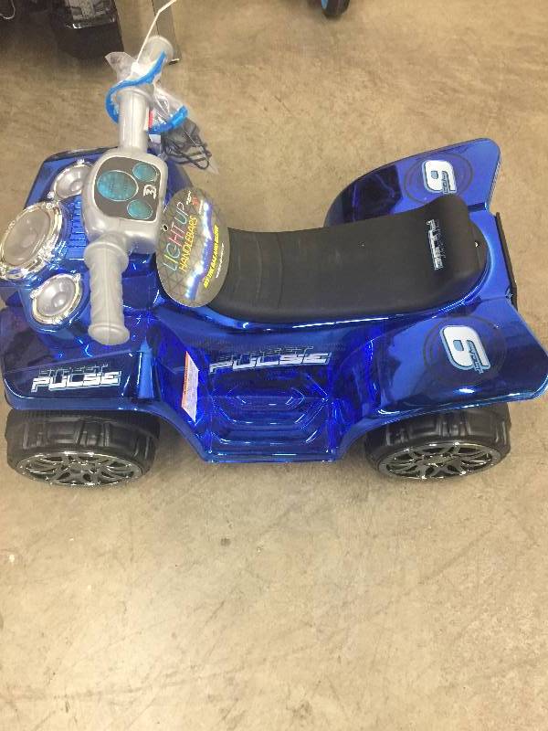 NEW 6 volt blue pulse mini quad ride on Powerwheel