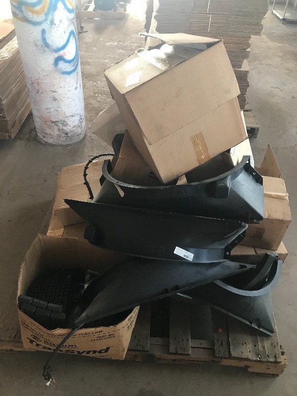 Miscellaneous new truck and car parts