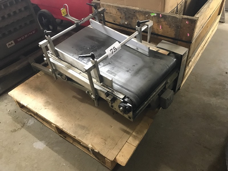 Small conveyor unit