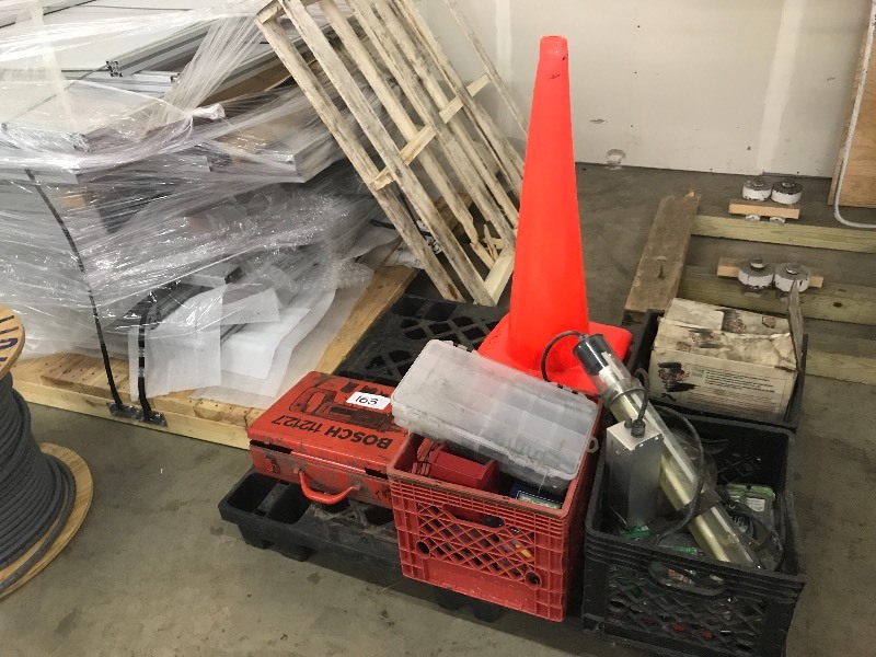 Pallet of miscellaneous