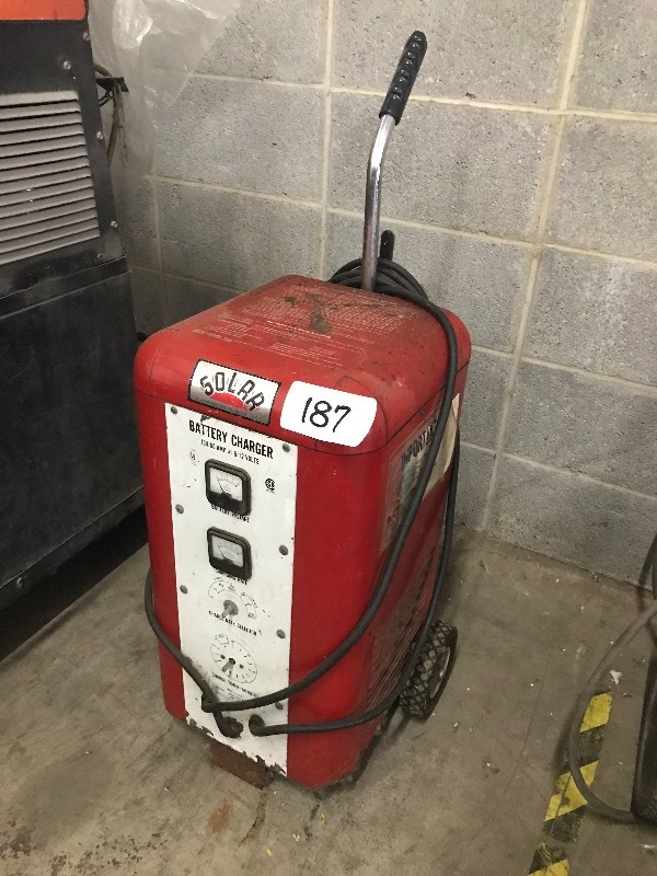 12 V battery charger