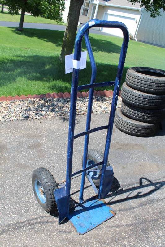 lot 191 image: 2-Wheel Dolly