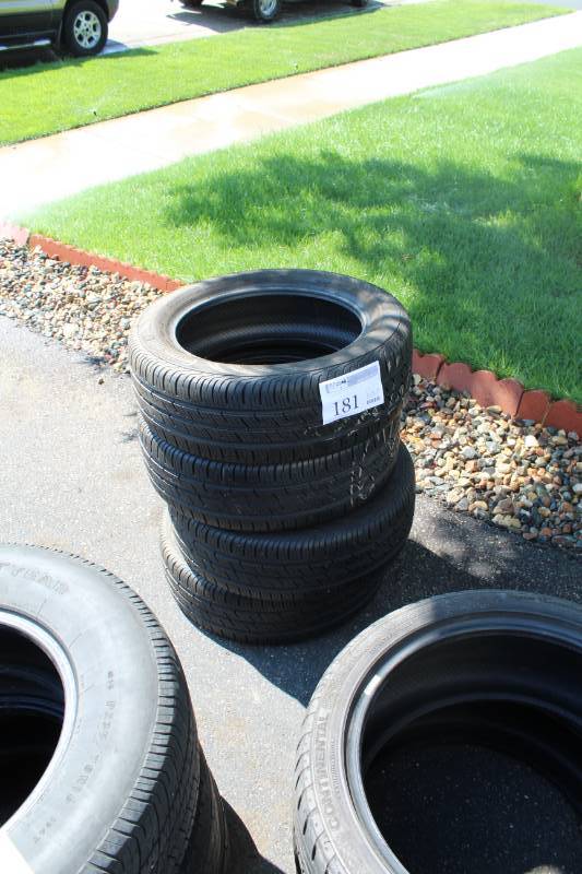 lot 181 image: Lot of (4) Continental ContiProContact SSR P19555R16 Tires