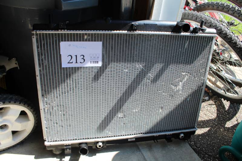 lot 213 image: 2006 Cadillac CTS Radiator