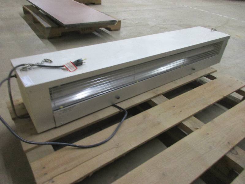 lot 14 image: Indoor Bug Zapper