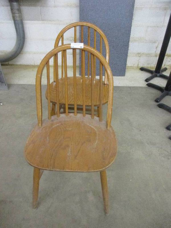 lot 15 image: 2 Chairs