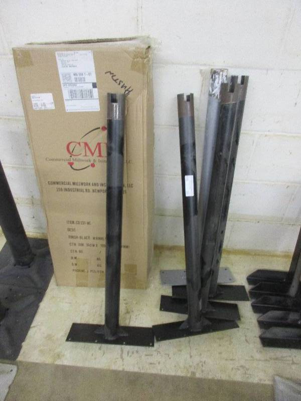 lot 20 image: Table Bases