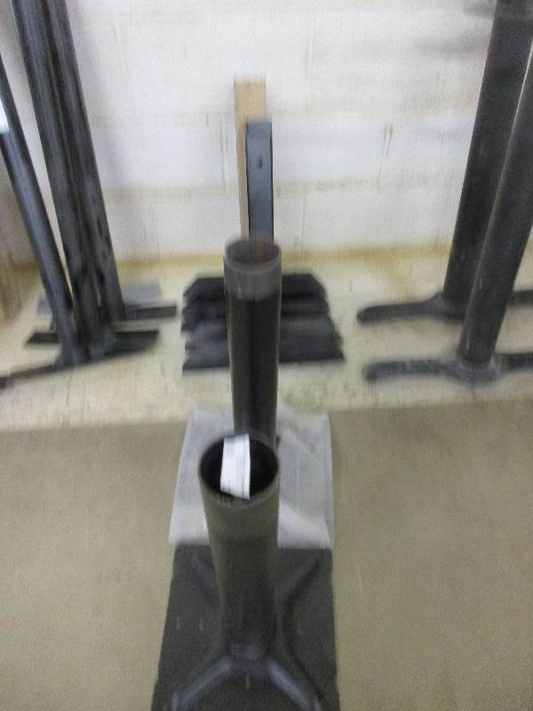 lot 21 image: Table Bases