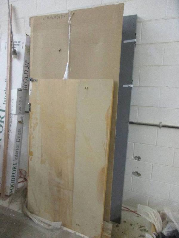 lot 33 image: 5 Doors