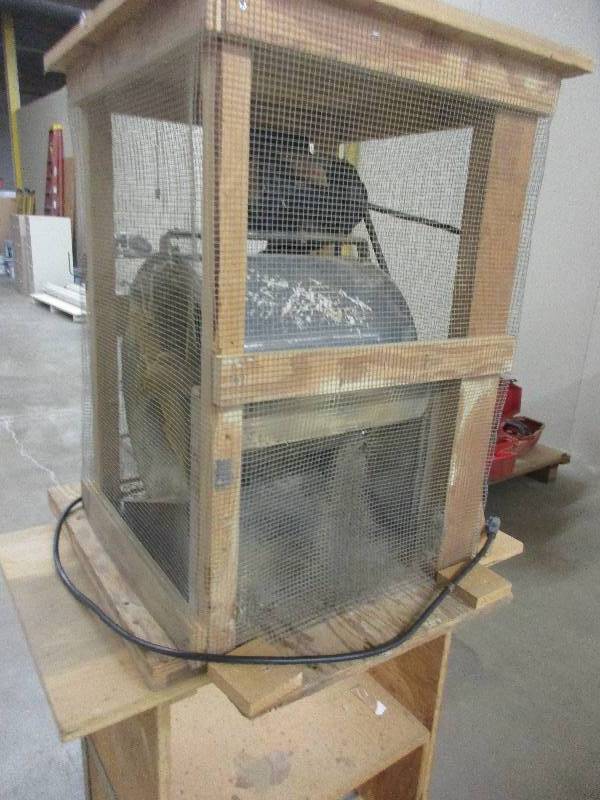 lot 42 image: Squirrel cage fan