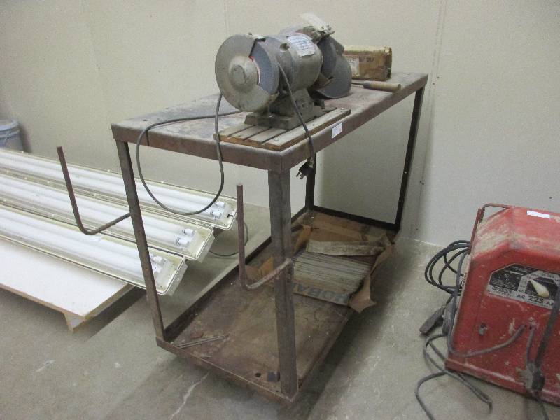 lot 59 image: Welding Cart