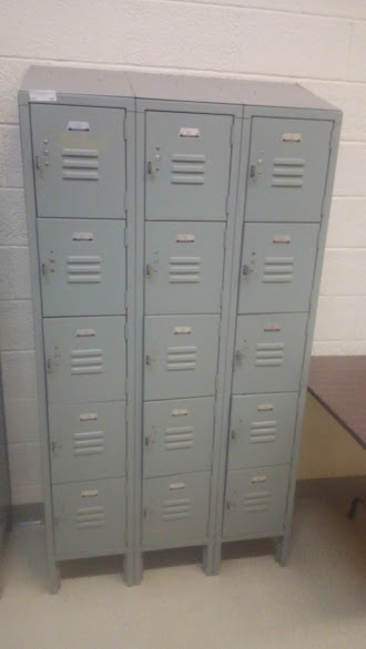 lot 75 image: Lockers