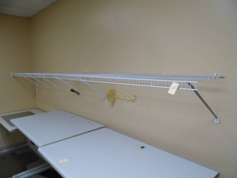 lot 22 image: Wire Shelving