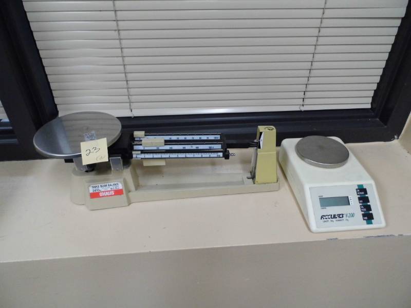 lot 23 image: Scales