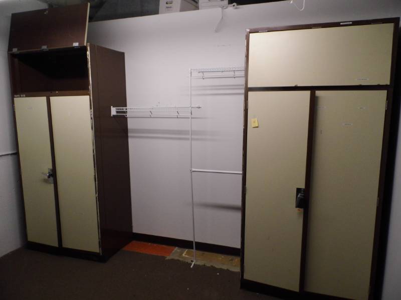 lot 38 image: Lot of 2 Wardrobes wRacking