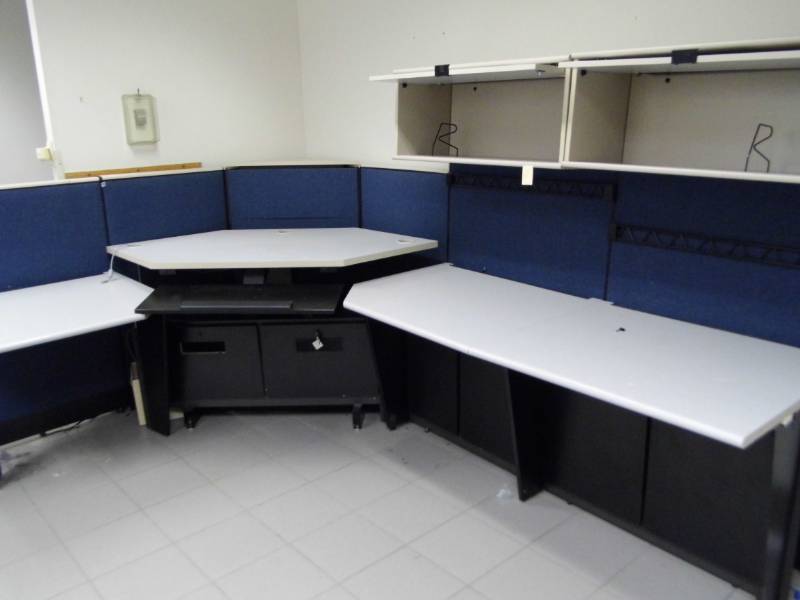lot 53 image: Desk w Hanging Cabinets