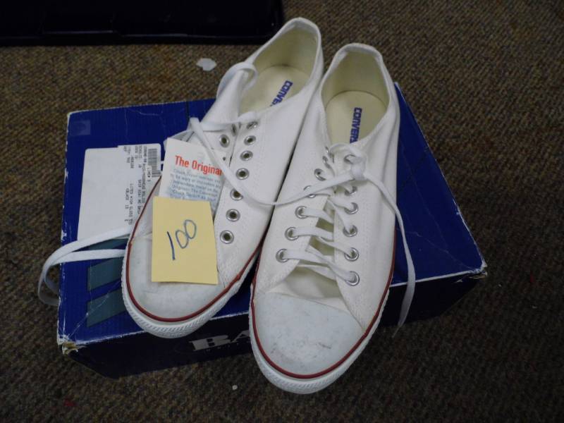 lot 100 image: Converse Shoes