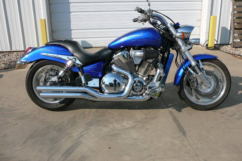 lot 1 image: 2003 Honda  VTX Custom Bike