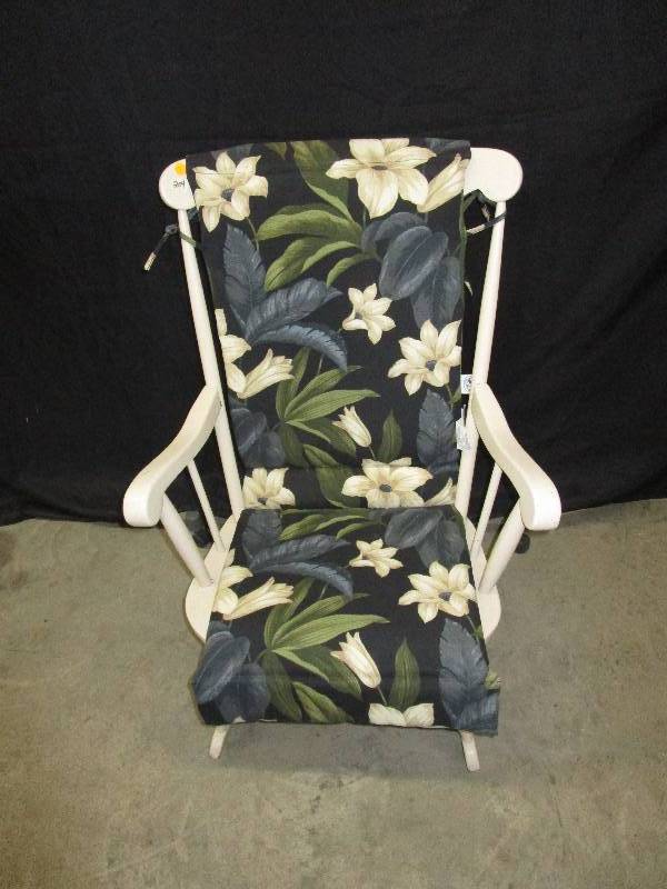 lot 9 image: White Wood Rocking Chair