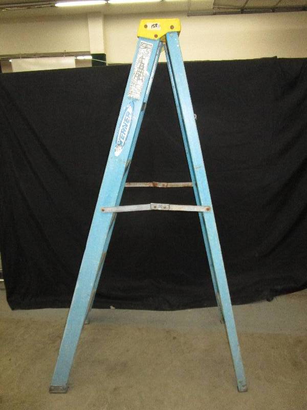 lot 22 image: Werner 6 Ladder