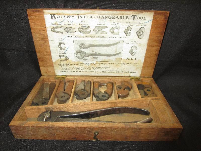 lot 35 image: Old Koeths Interchangeable Tool Kit