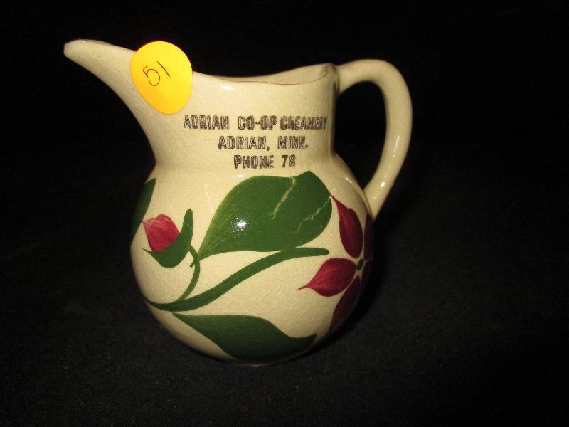 lot 51 image: Adrian Co-op Creamery Watt Pitcher #62