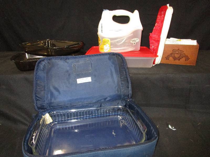 lot 56 image: Hamilton Beach 6 Speed Mixer, Pyrex Portable Dish 13 X 9X 2 with Heat Pack, Recipes Box with some recipes, Tupperware Container, Anchor Glass Pan 8 X 11.5 X 2, Pyrex Glass Pan 13 X 9 X 2