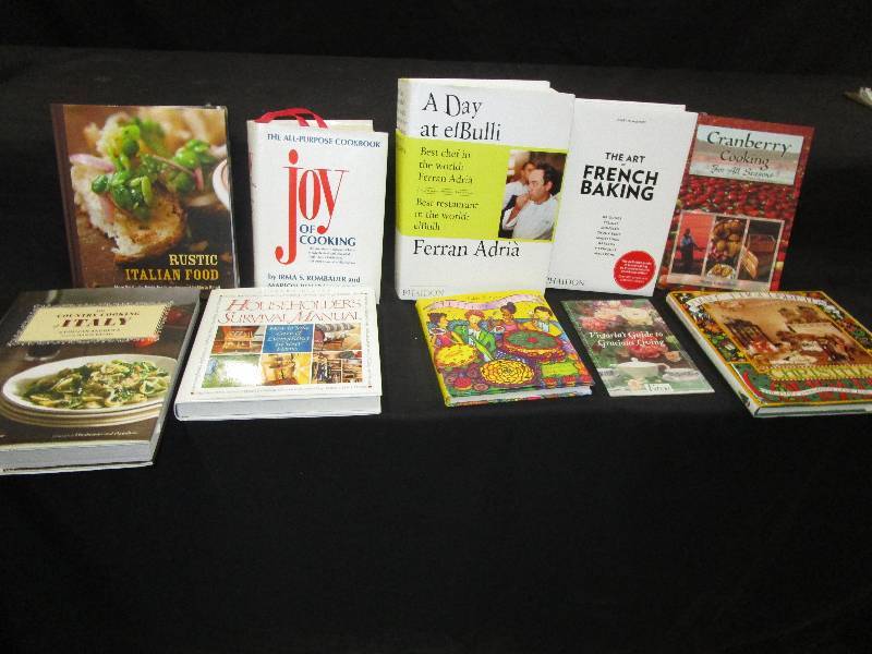 lot 62 image: 10 Cooking Living Books