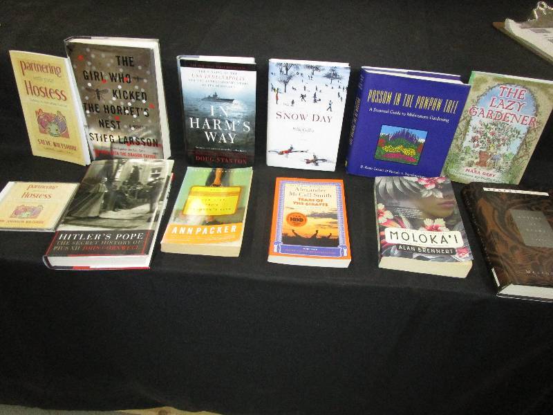 lot 66 image: 11 Assorted Books