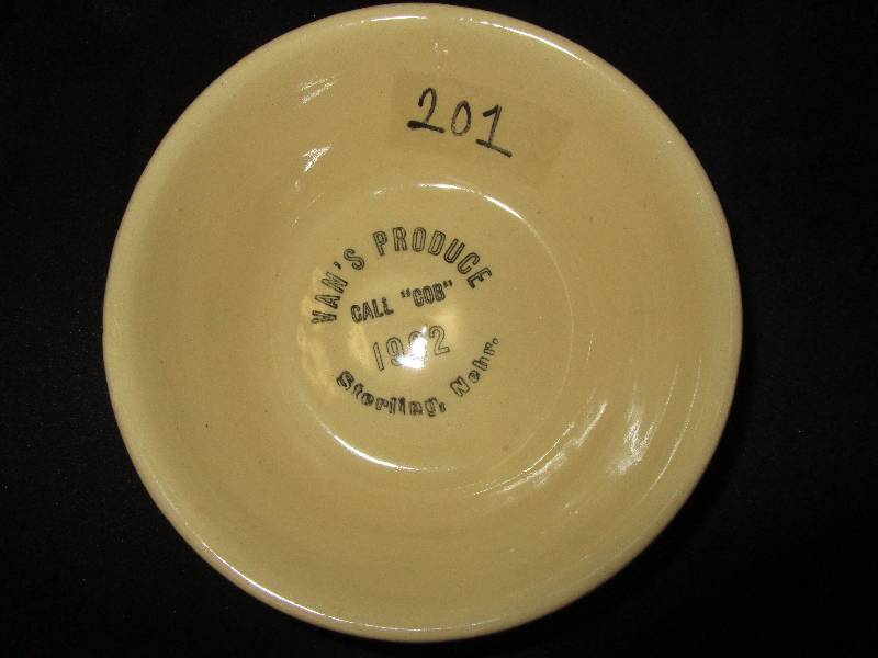lot 70 image: Vans Produce 1962 Bowl Watt 603 USA Owen Ware