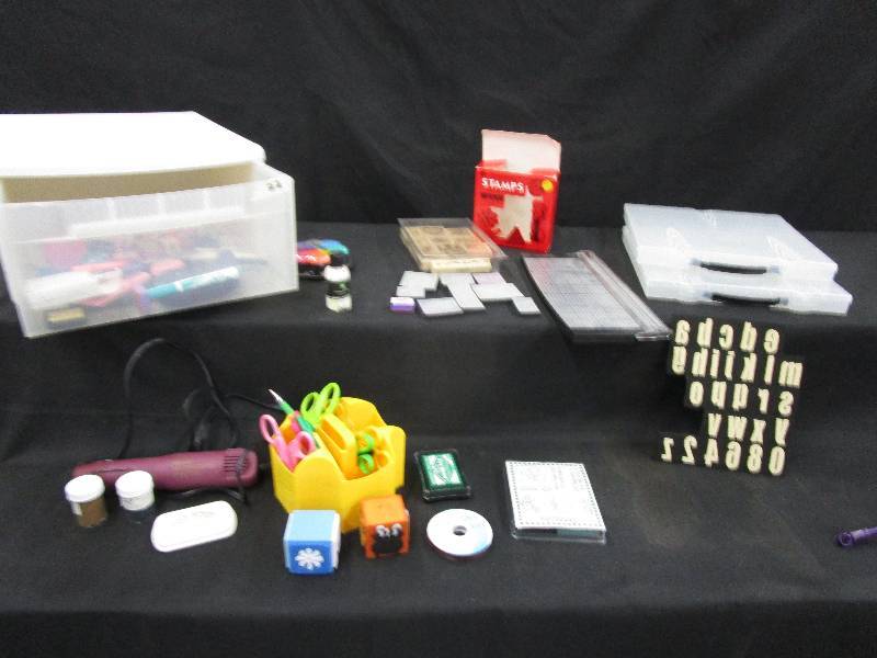 lot 82 image: Lots of Craft Stuff Including Embossing Heat Tool, Lots of Stamps
