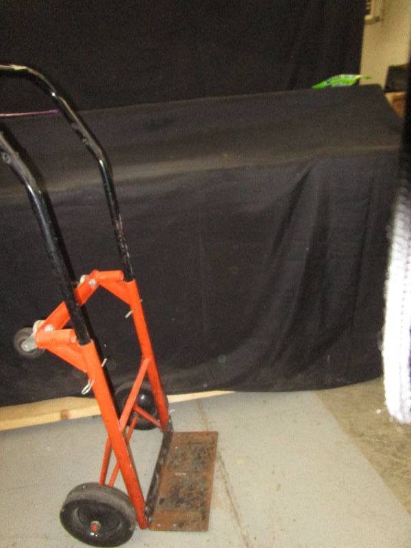 lot 101 image: Dolly Cart