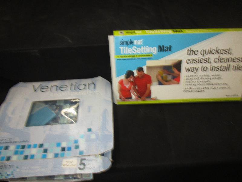 lot 123 image: Tile Setting Mat and Crystal Glass Tiles