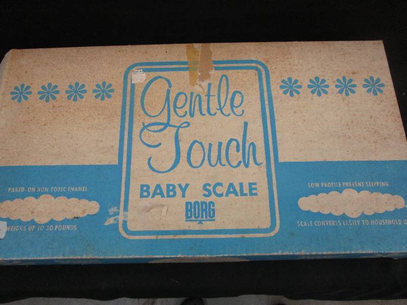 lot 144 image: Gentle Touch Baby Scale