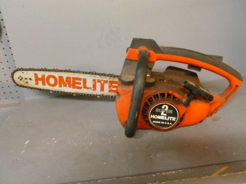 lot 20 image: Chain Saw