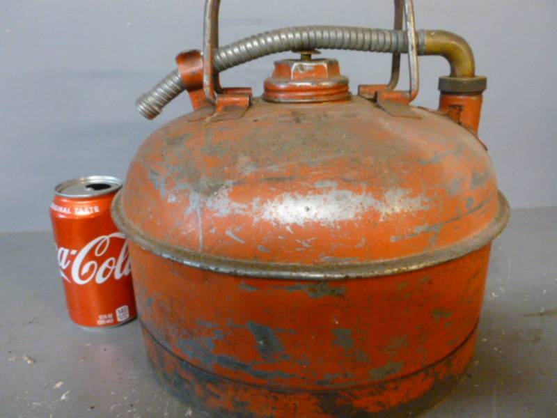 lot 25 image: Vintage Gas Can