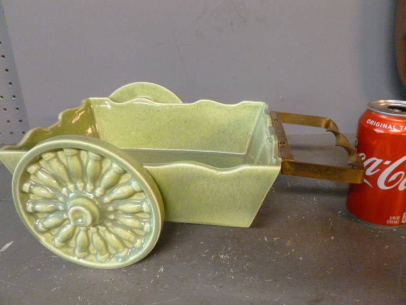 lot 49 image: Red Wing