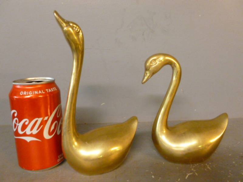 lot 62 image: Cast Brass Figurines