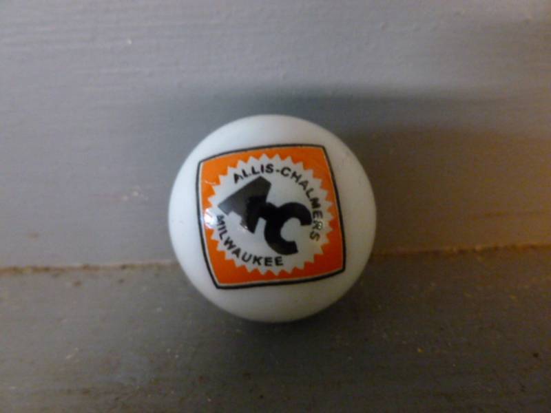 lot 125 image: Logo Marble