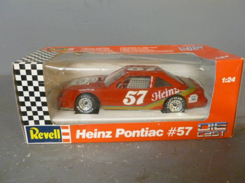 lot 167 image: Collector Car