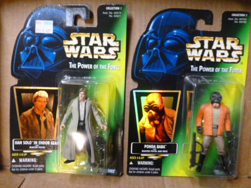 lot 205 image: New Star Wars Collectible