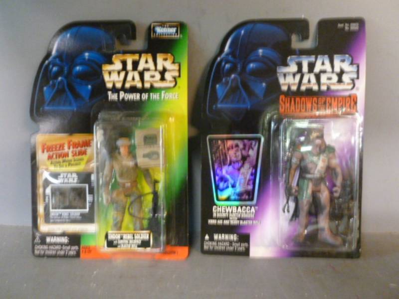 lot 221 image: New Star Wars Collectible