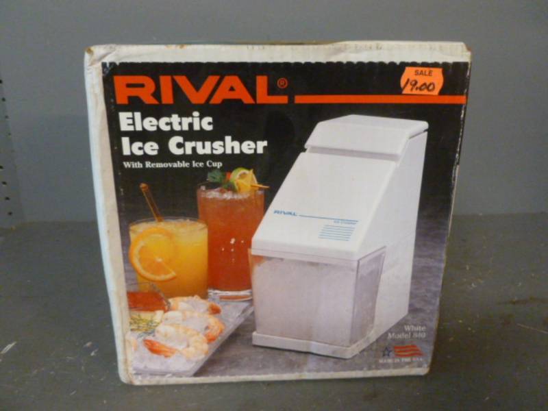 lot 235 image: Ice Crusher