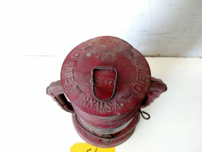 Dietz No. 2 D-Lite Lantern...