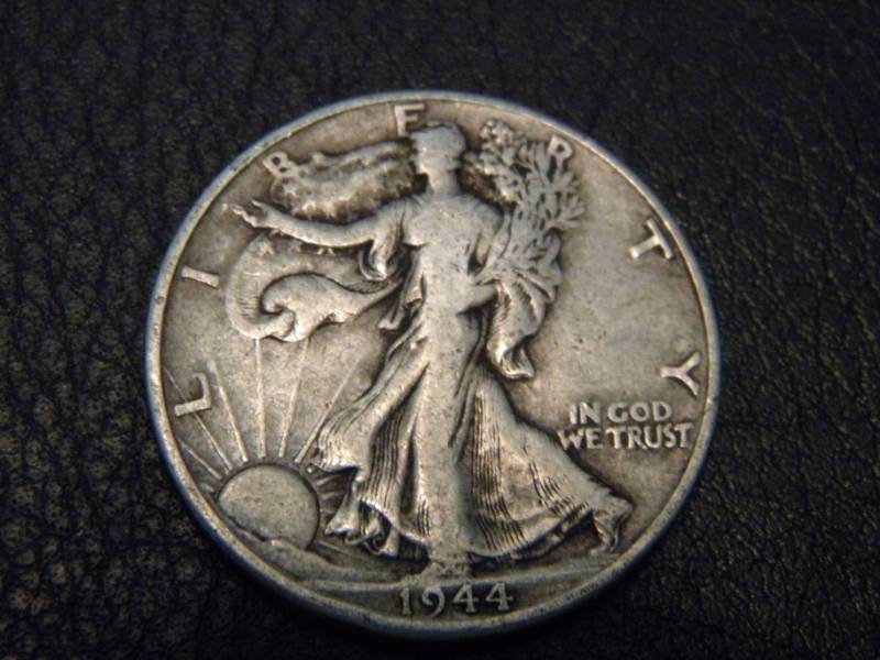 lot 8 image: 1944  Walking Liberty Silver Half Dollar