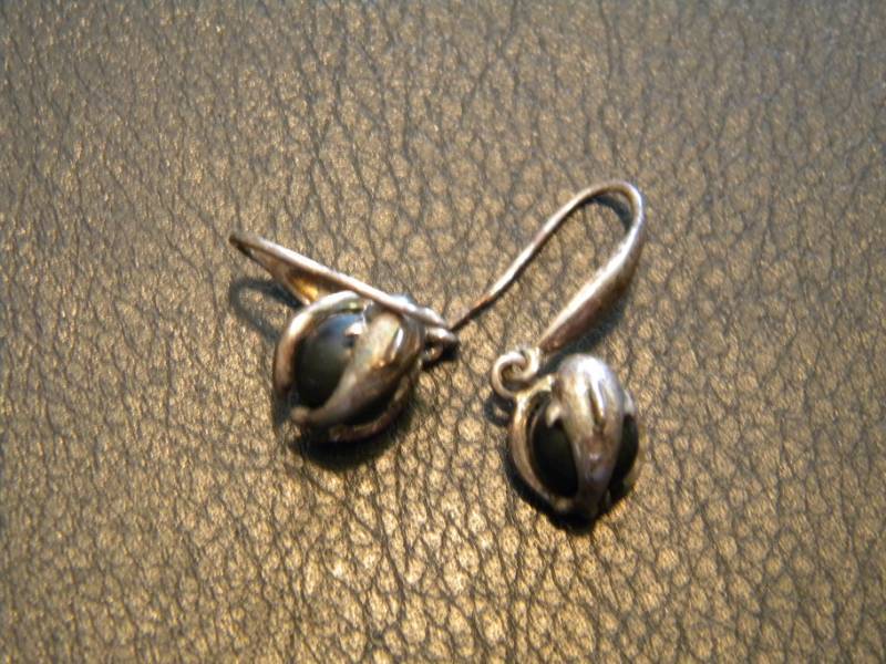 lot 43 image: Sterling Silver Earrings